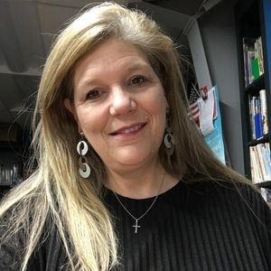 Meet your Posher, Debbie